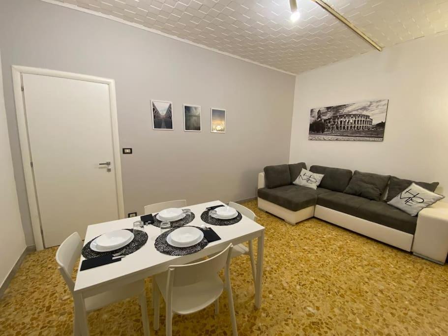 Ferienhaus Tiburtino, Wifi Netflix Sport Ac 10 Min Metro *
